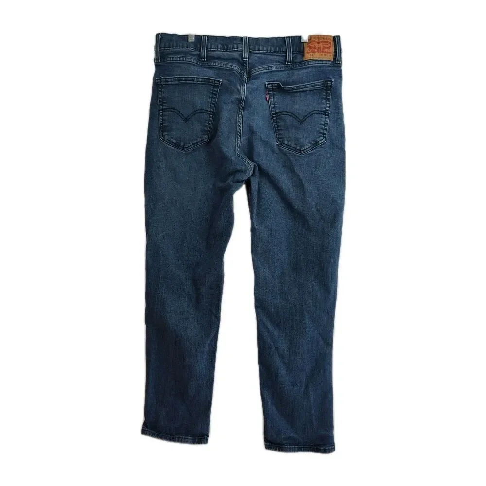 Levi's 541 Straight Leg Men's Jeans, 38 x 34 (really 32L) Medium‎ Wash Blue